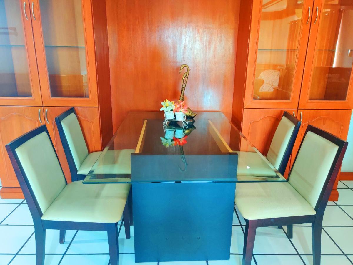 Thong Paeka Hotel Prasat Экстерьер фото